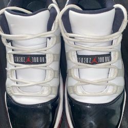 jordan 11 retro Low "Concord Bred" 