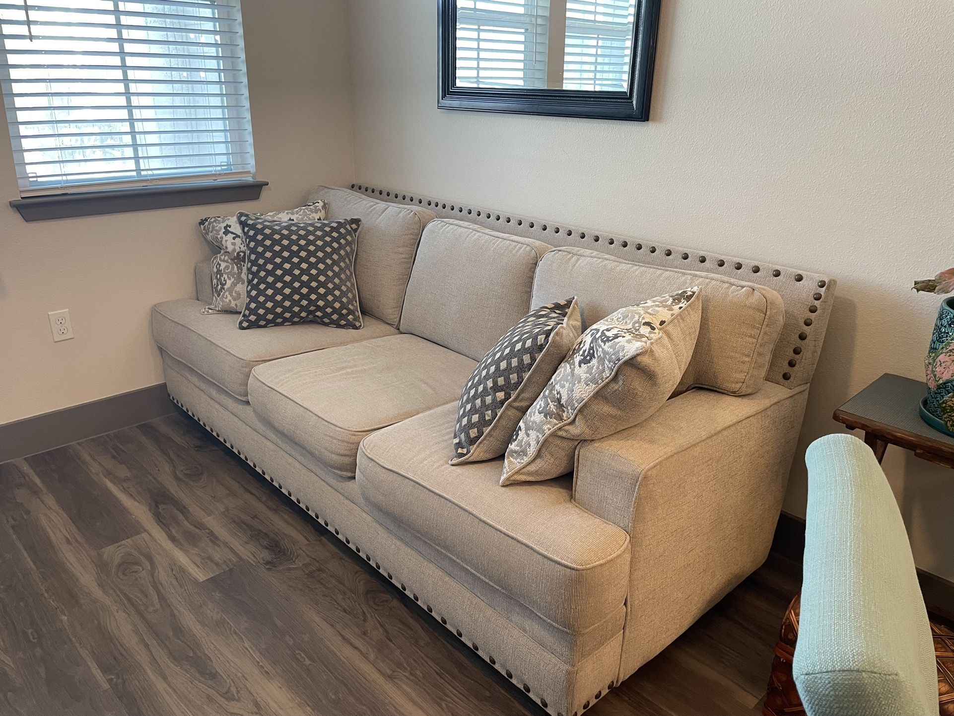 Sofa - Rooms To Go - Belhaven Beige Sofa