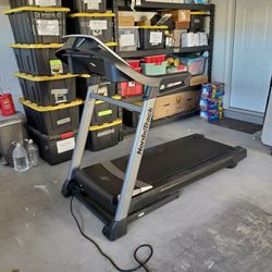 NordicTrack Treadmill C1100i Almost New