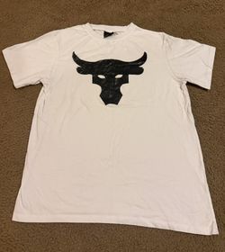 Under Armour Men Shirt M Black Bull PROJECT ROCK Activewear Logo Loose Fit