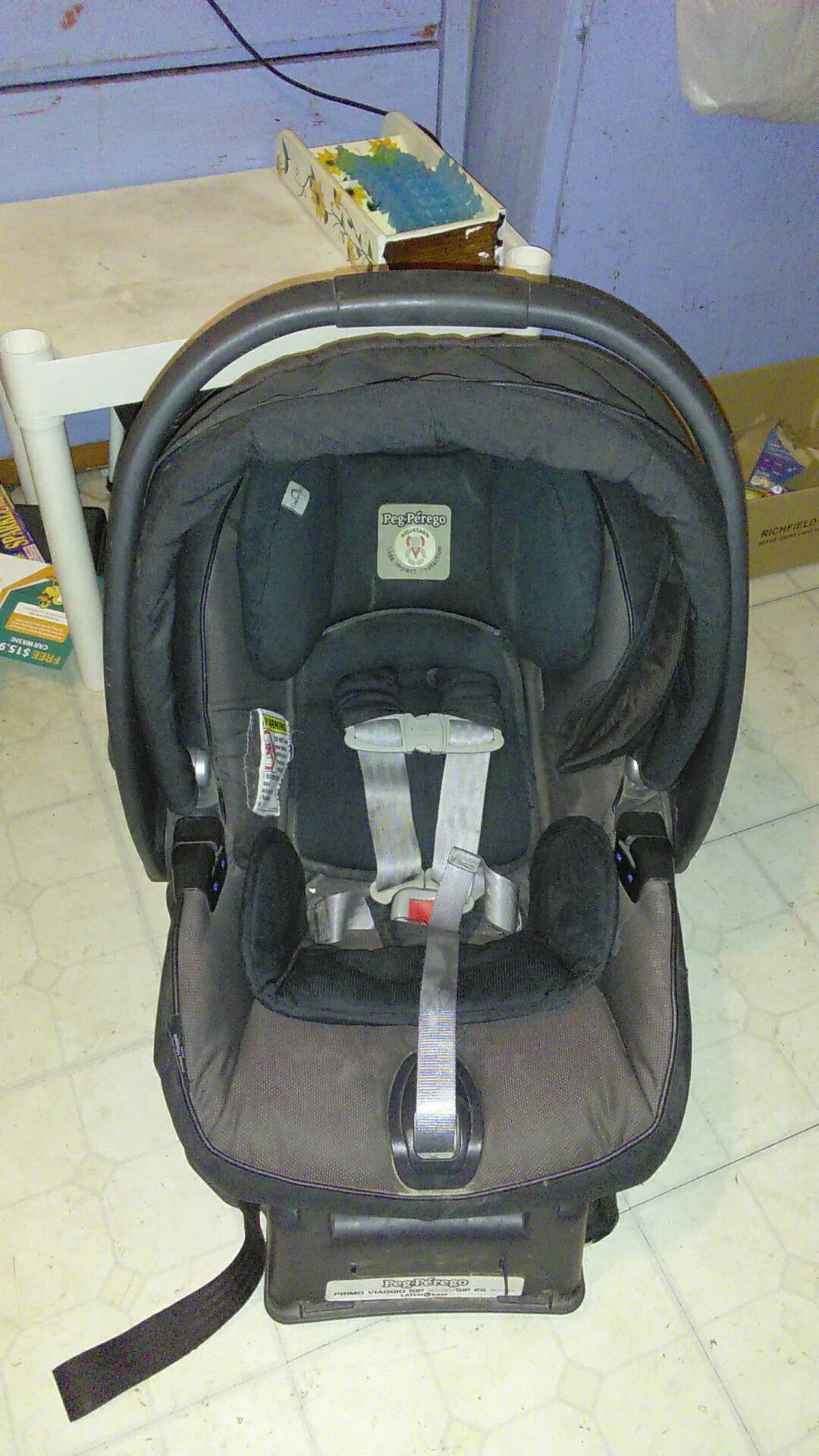 Peg Perego Car Seat Carrier and Base