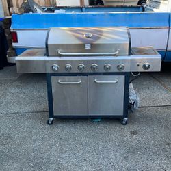 FREE BBQ & Propane Tank
