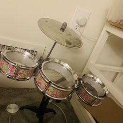 Toy Drum Set 