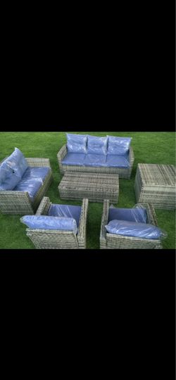 Patio furniture set