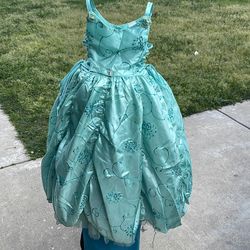 Toddler Dress size 4