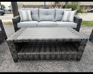 Outdoor patio set
