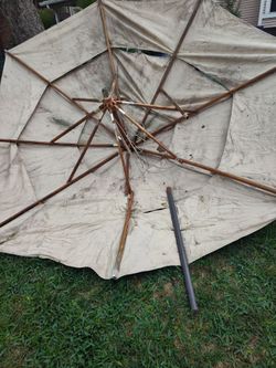 Huge sz pool umbrella with long pole paraguas higante PARA SU PATIO or PORCHE