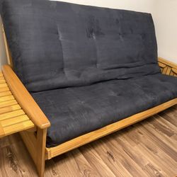 Queen size futon - New