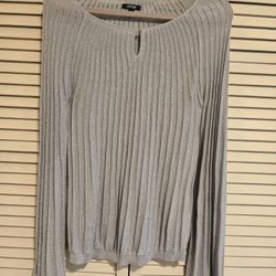 Apt 9 new stretchy and sparkly top for ladies size medium only $15!