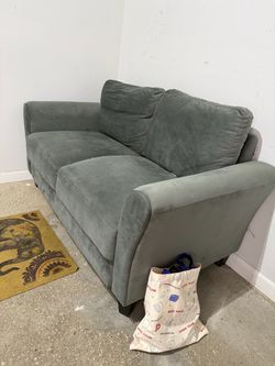 Gray Loveseat Sofa – Great Condition