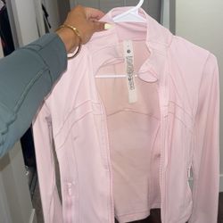 PINK LULU CROPPED DEFINE JACKET 