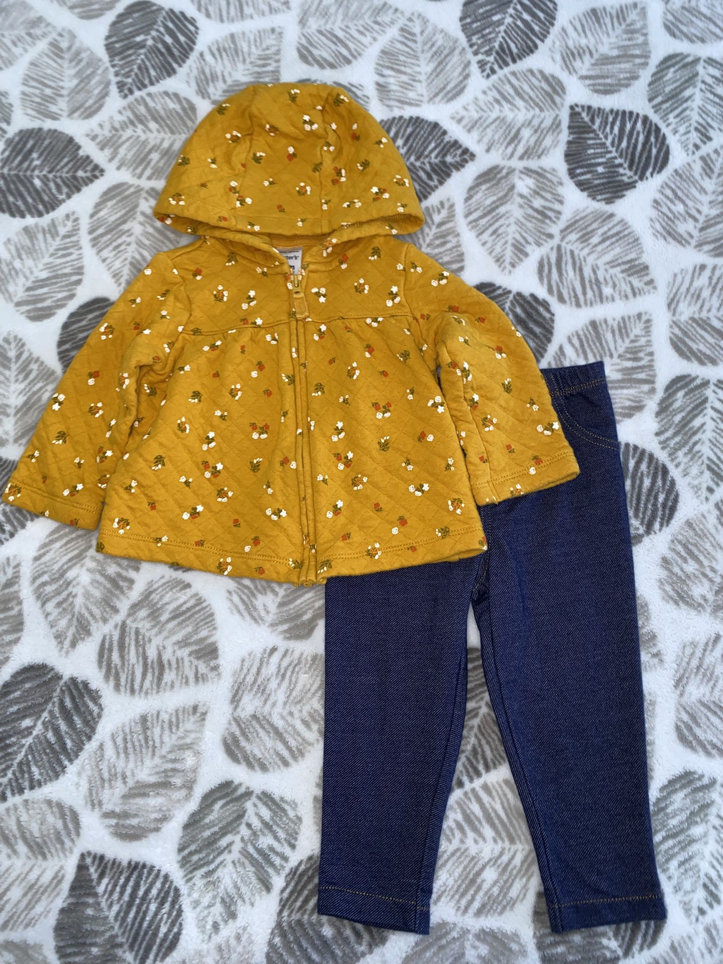 Carter’s 12 Months Baby Girl Outfit