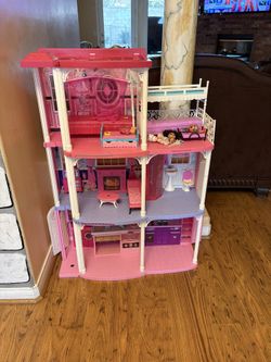 Barbie Dream House