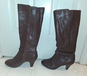 Ladies Brown Boots Size 10