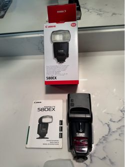 Canon Control Ring Mount Adapter EF-EOS R Used maybe 4 of 5 times so basically brand new   Carry case included.
