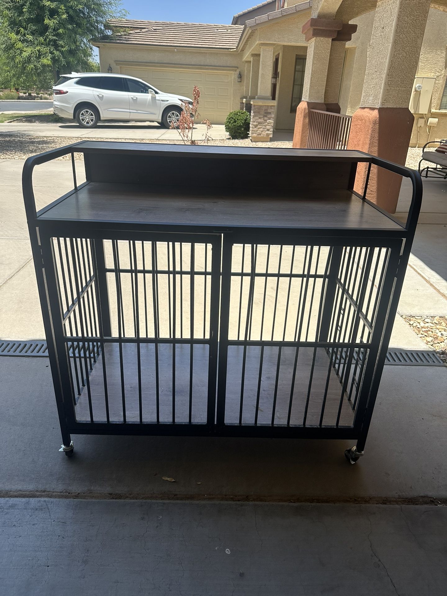 Large Dog Kennel