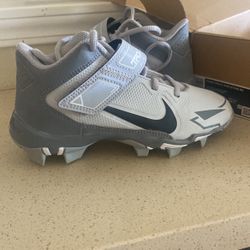 Kids Baseball Cleats