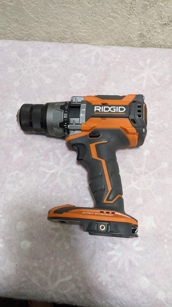 RIDGID 1/2in.(13mm)18V OCTANE BRUSHLESS CORDLESS HAMMER DRILL/DRIVER (TOOL ONLY)