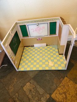 Our generation Academy school room toy - free