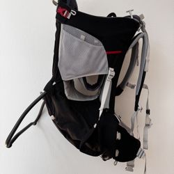 REI Osprey Poco Child Carrier + Rain Cover 