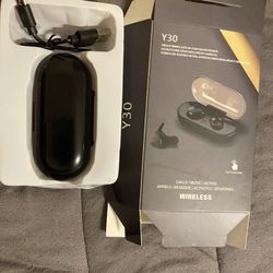 Brand New Wireless Earbuds 