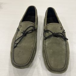 Tod’s Green Suede Loafers EU 8 US 9