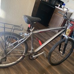 Schwin Mountain Bike