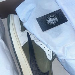 Travis scott jordan 1 low Medium olive 14