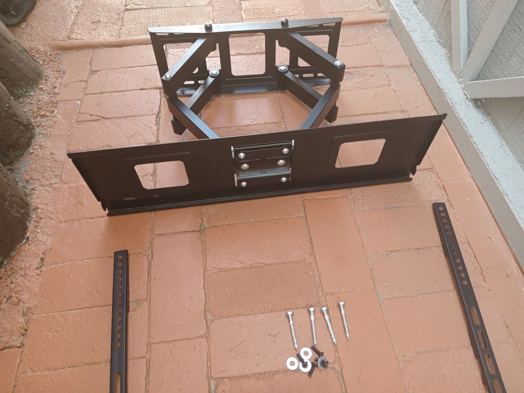 HEAVY DUTY WALL MOUNT 32" TO 80" TV