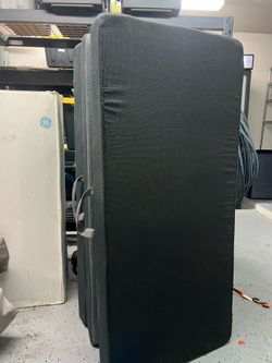 Queen trifold mattress