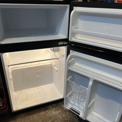 Whirlpool Mini Fridge & Freezer