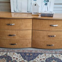 CUTE DRESSER 