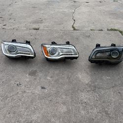 2018 Chrysler 300 Headlight 