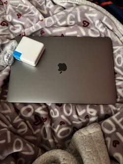 16- Inch MacBook Pro Grey 