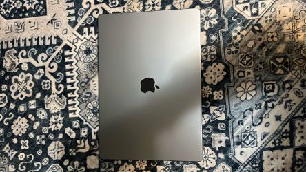 MacBook Pro (M1 Max 2021)