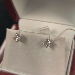 1.5 Ct Tw Diamond 💎 Earrings 