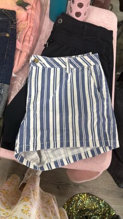 Women shorts