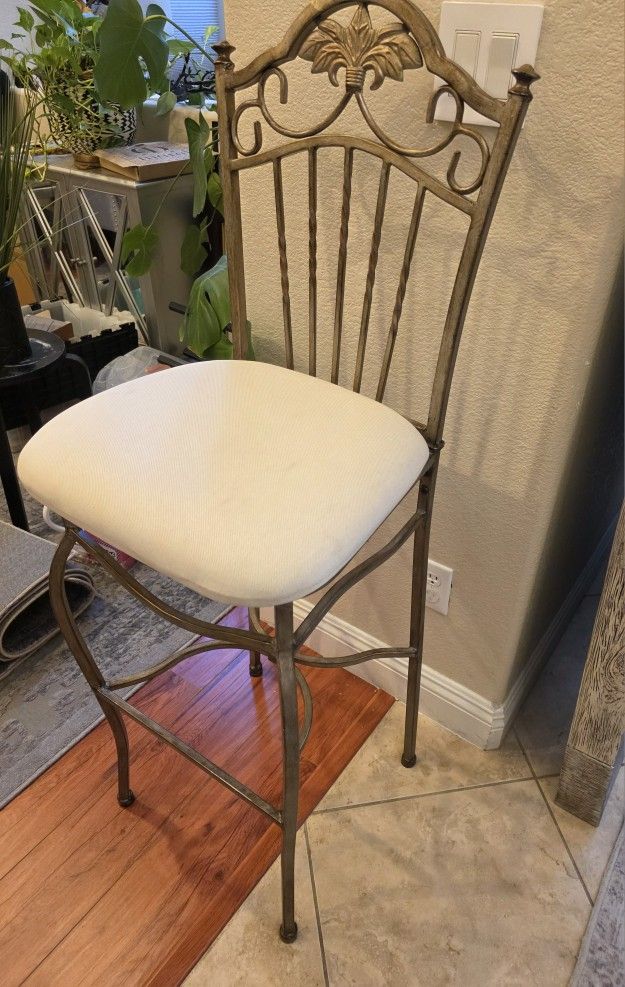 Elegant Metal Bar Stool with Padded Seat