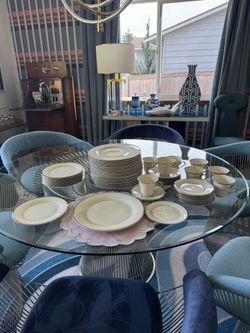 Lenox China, Solitaire Dinnerware Set