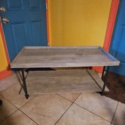 Coffee And Side Tables 