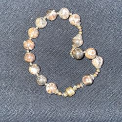 beaded bracelet with variegated brown beads