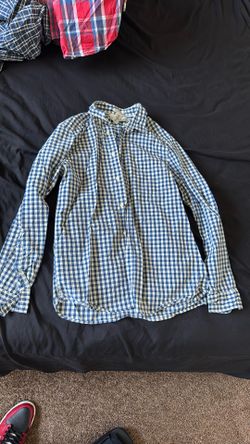 H&M Label Of Goods Mens Shirt 