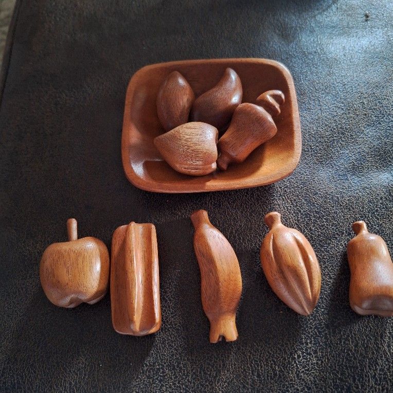 Hand Carved Wood Fruits And Bowl