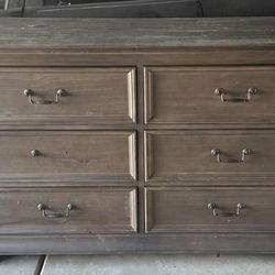 Looking To Buy This Dresser