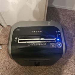 Fellowes Paper Shredder