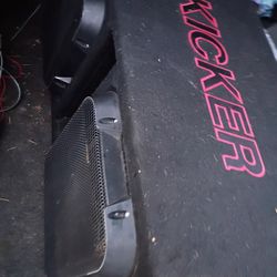 2 12 Inch Kicker L7s