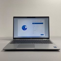 Dell Latitude 5540 15.6" i7-1370P 1.9GHz 32GB RAM 1TB SSD 