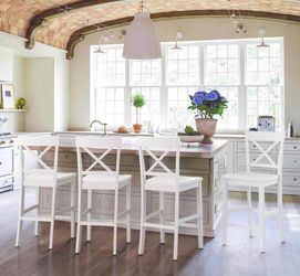 5X White 24” solid wood barstools