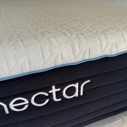 Barely Used Queen Hybrid Mattress