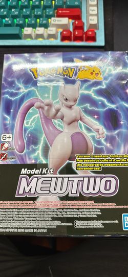 Mewtwo model kit